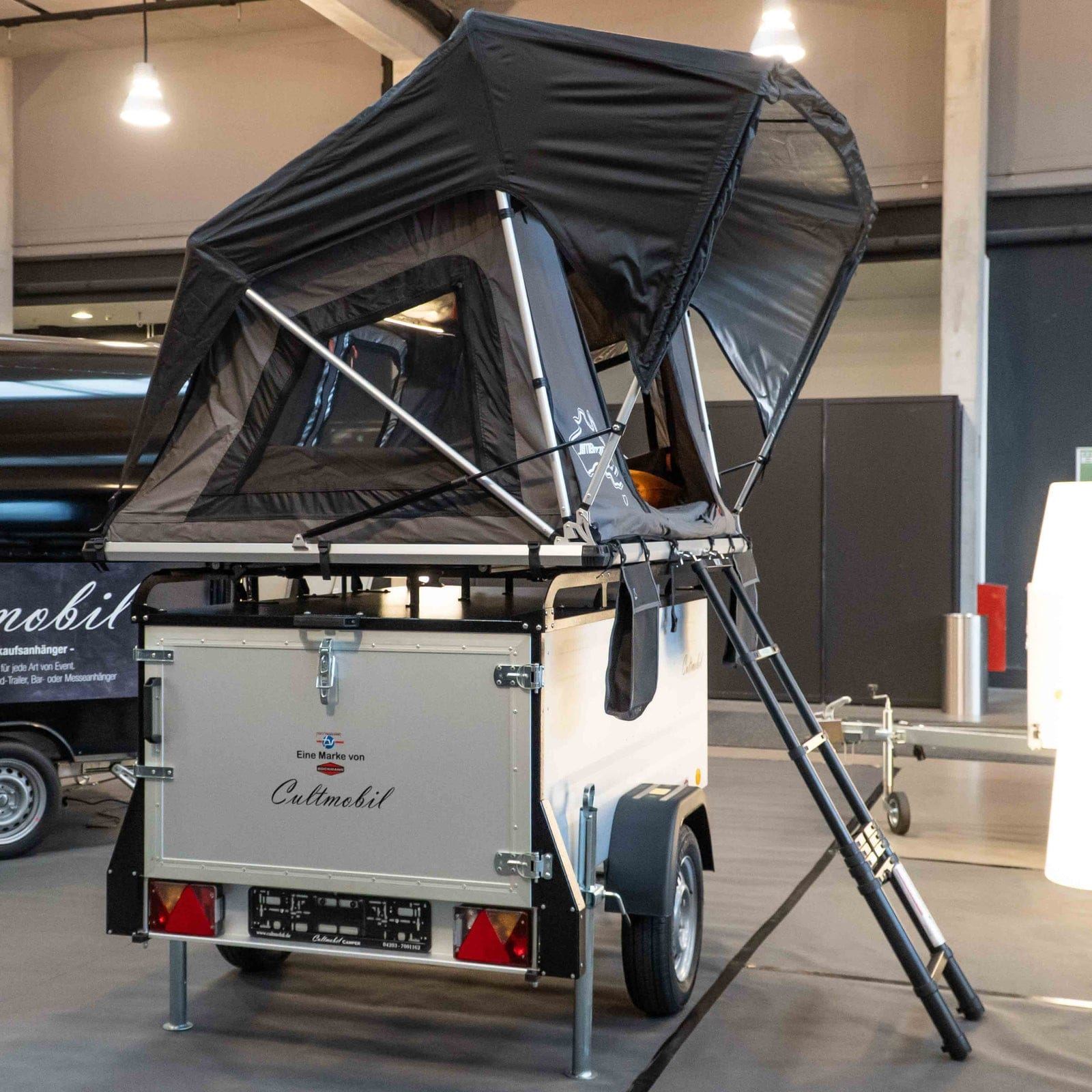 Dachzelt für Auto und Minicamper, 2 Personen, Softcover Softshell, Seitenansicht Mückenschutz geöffnet